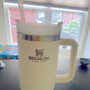 Stanley Adventure Quencher 40 oz. NWOT